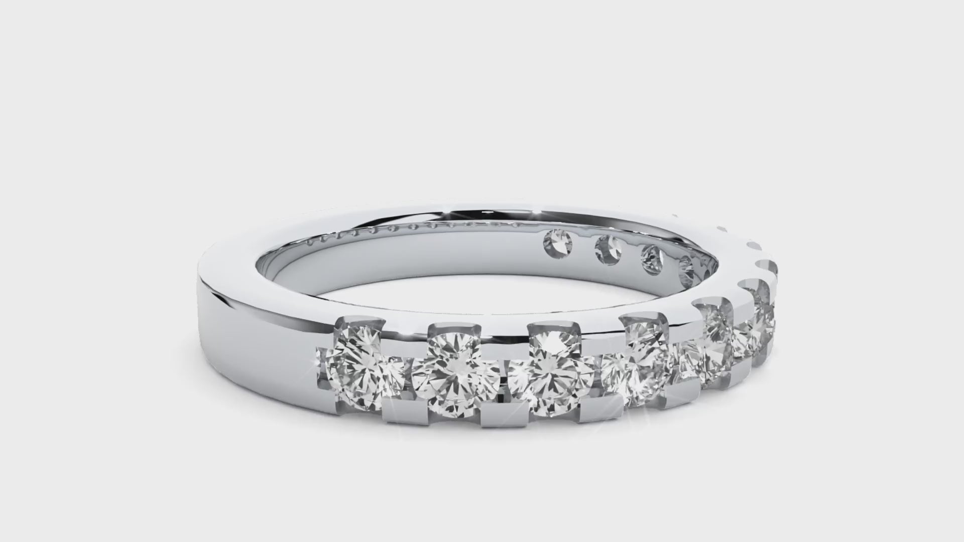 0.99 Carat G Color VS1 Clarity Diamond Studded Natural Diamond Ring.